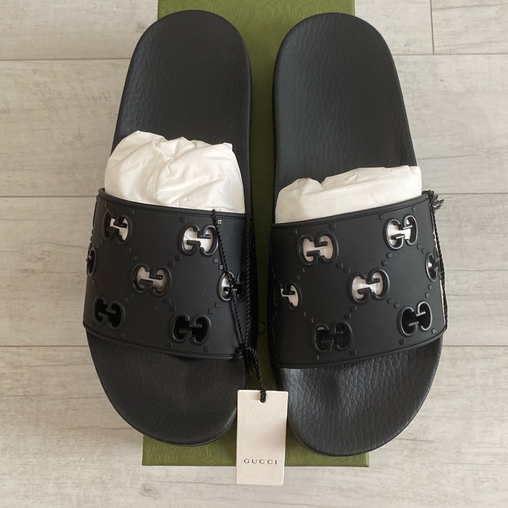 Gucci GG black rudder slides 
Size 42 size 12 womens runs small 
Authentic